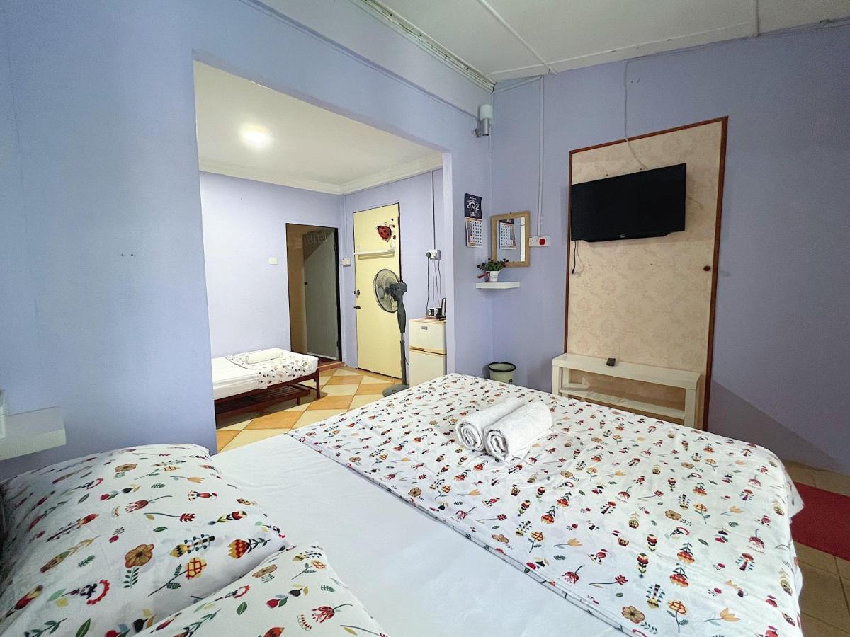 Merdeka Guest House 2 Kuching Luaran gambar