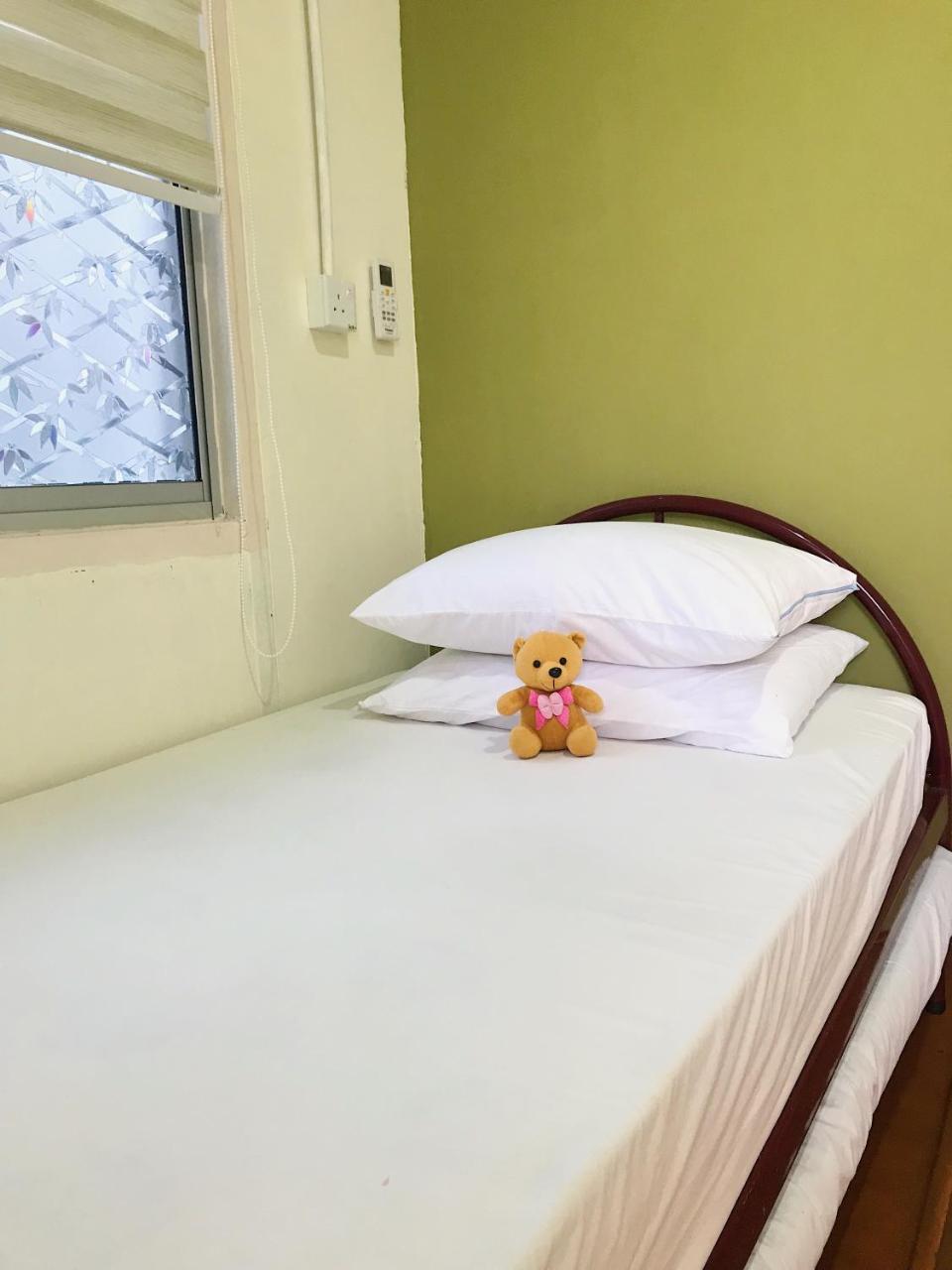 Merdeka Guest House 2 Kuching Luaran gambar